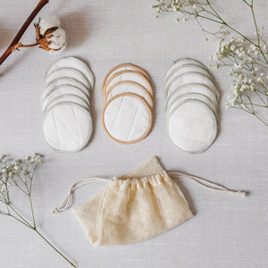 12 reusable make-up napkins + 4 exfoliant cotton